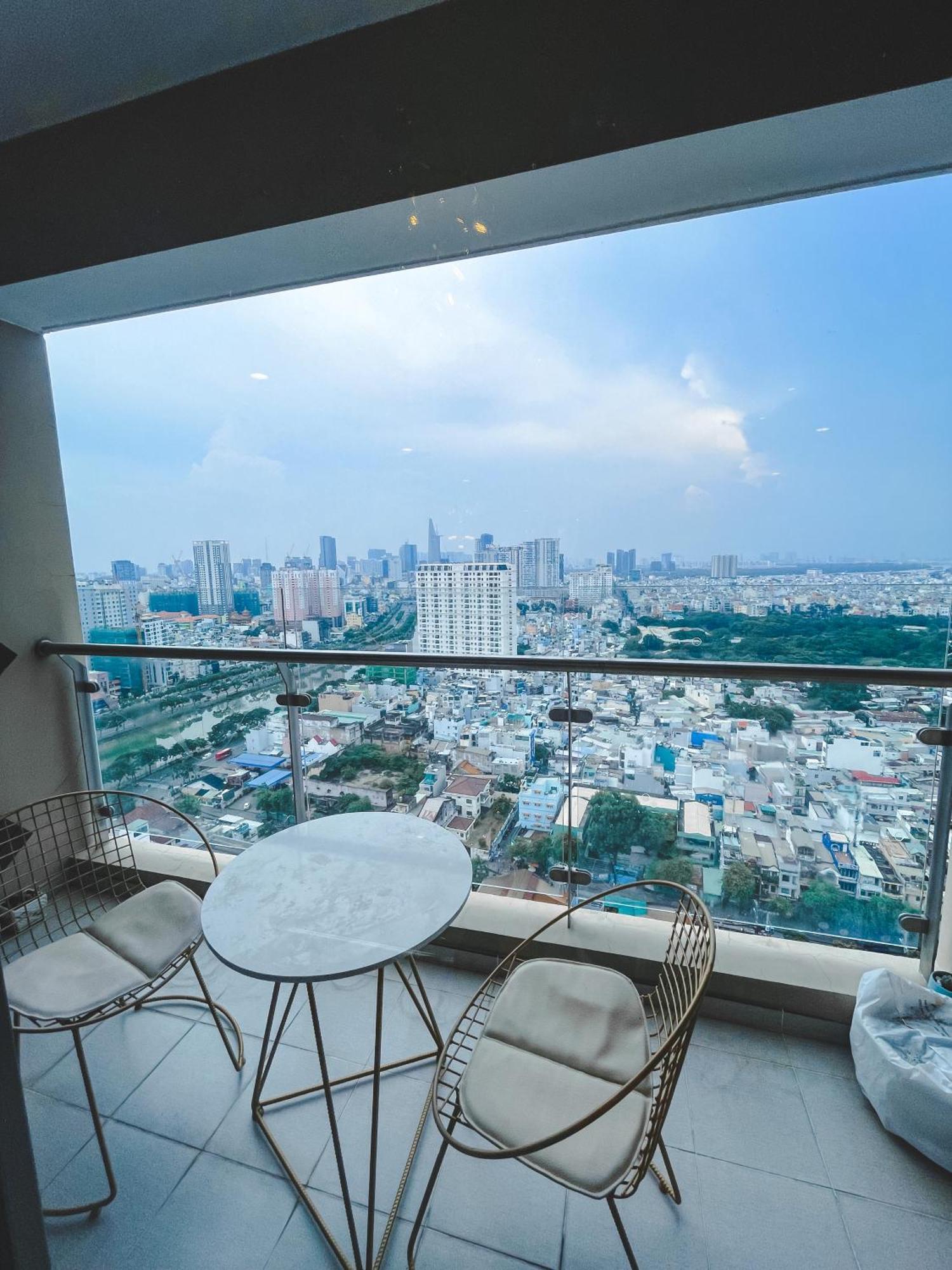 Luxury Gold Apartment 86 -Rooftop Pool Central City 胡志明市 外观 照片